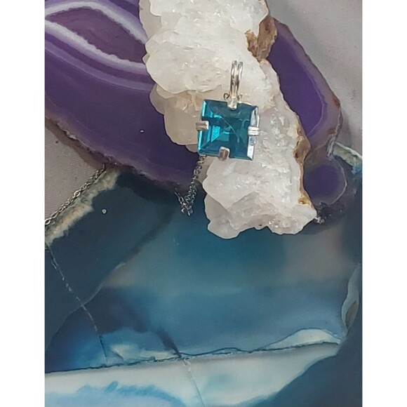 Large 12mm rare teal square uranium rhinestone set in sterling 20" 925 chain - Picture 11 of 12
